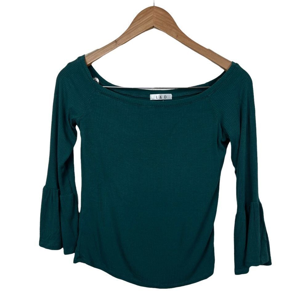 L&D Green Off Shoulder Bell Sleeve Blouse size medium